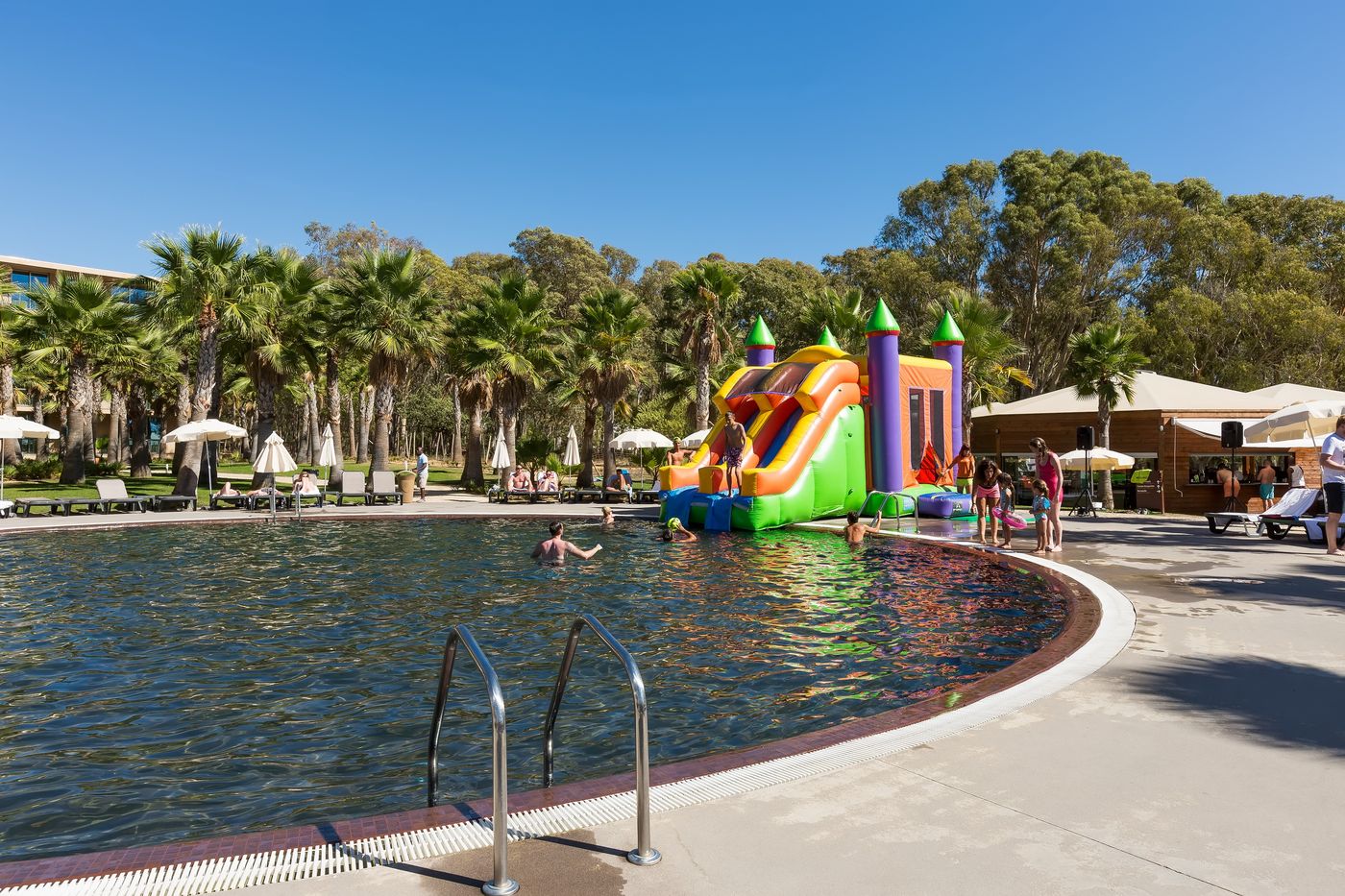 Salgados Palm Village