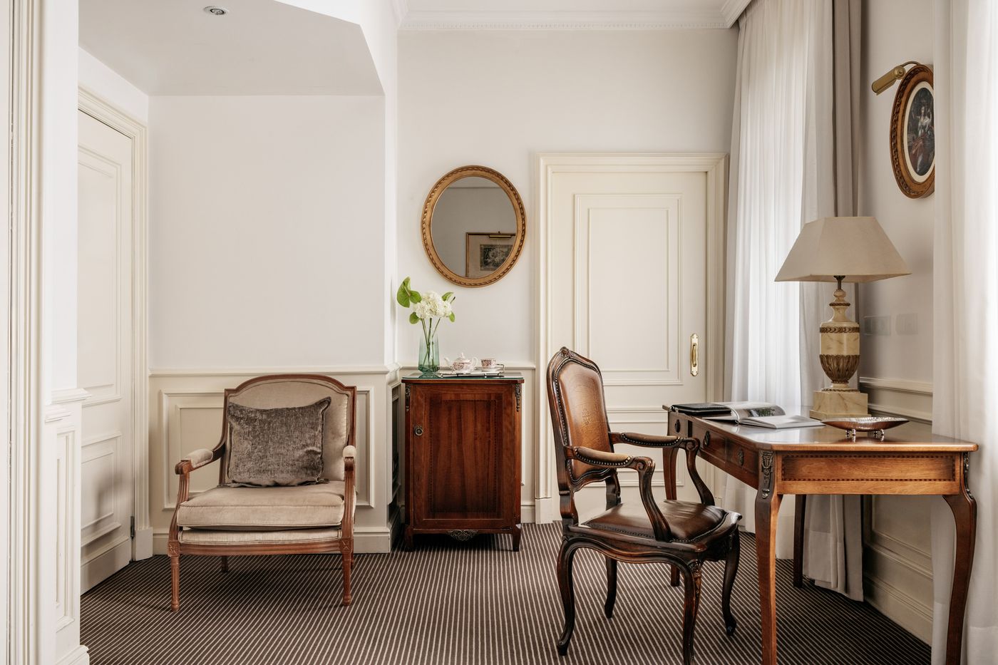 F-nix-Gran-Melia-Room-44