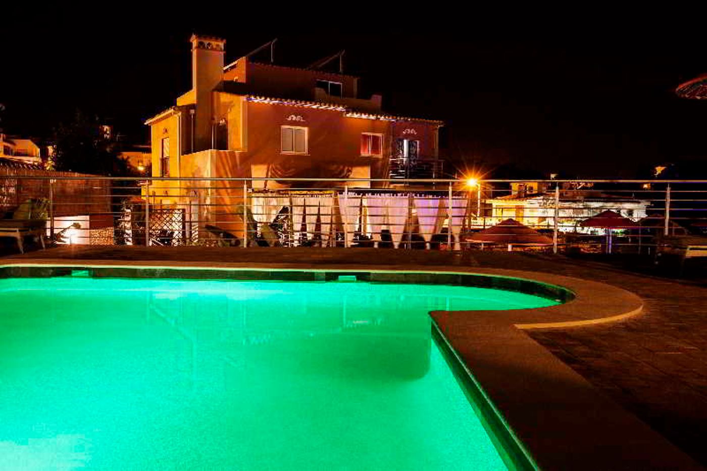 Vilas-Dinis---Adults-Only-General-view-10