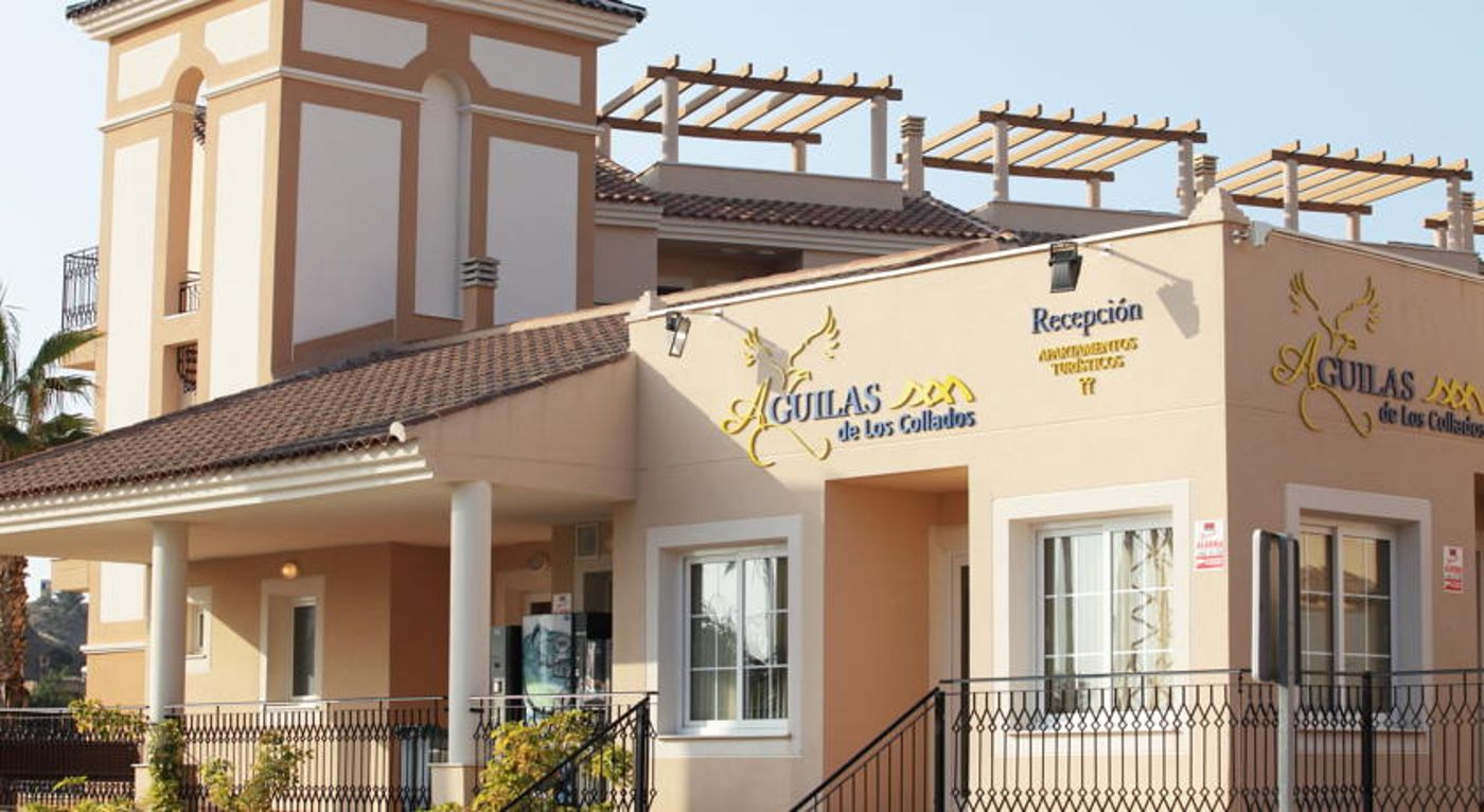 Aguilas De Los Collados Apartments