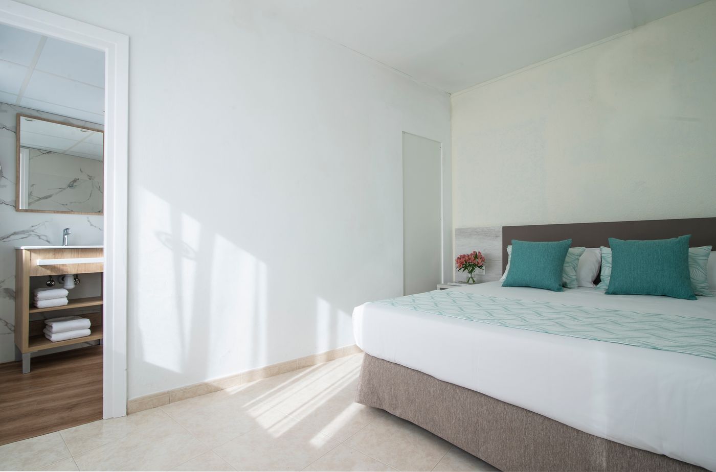 Lloret Santa Rosa Hotel by Pierre & Vacances