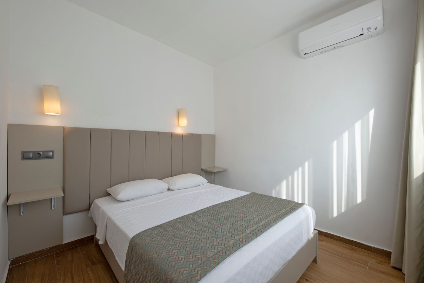 Golden-Orange-Apart-Hotel-Room-28