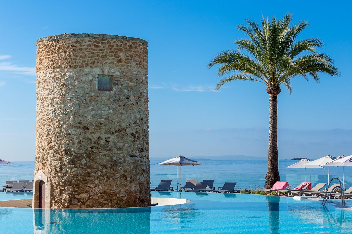 Hotel-Torre-Del-Mar-Pool-7