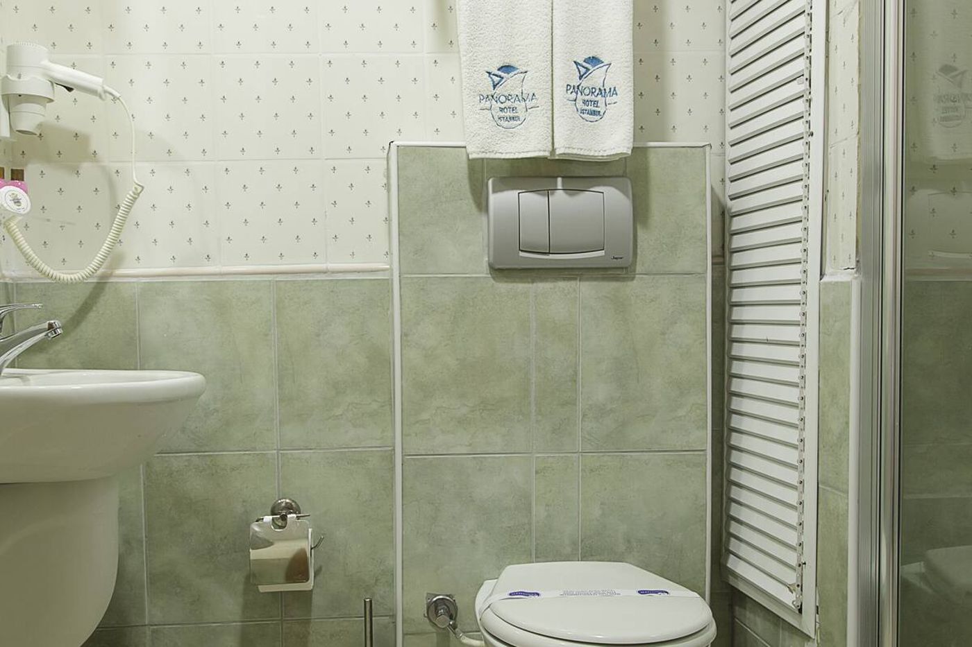 Istanbul-Panorama-Hotel-Room-40