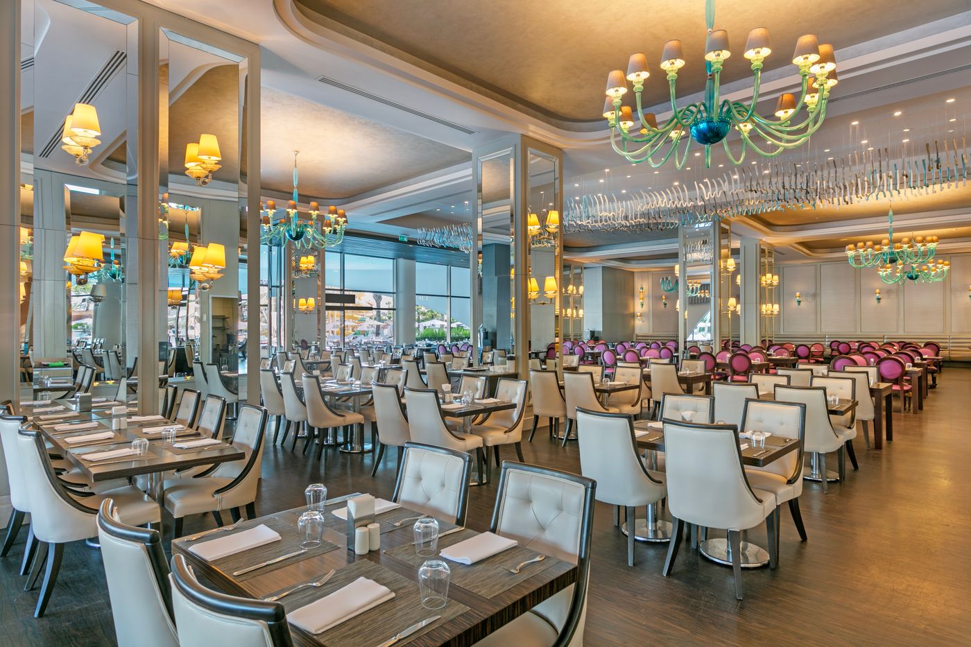 Titanic-Deluxe-Lara-Restaurant-54