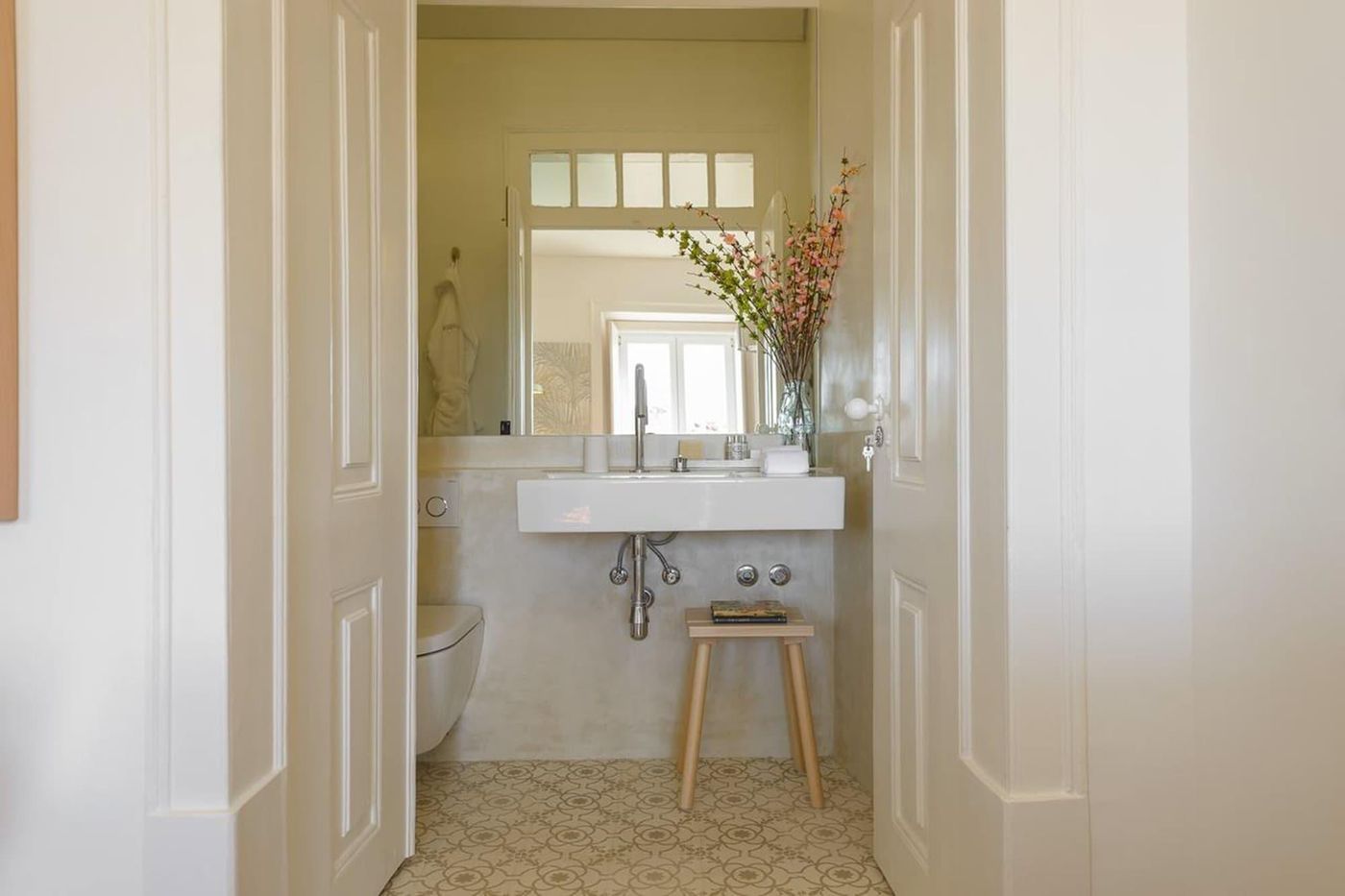 Dona-Graca-Lisbon-Apartments-Room-42