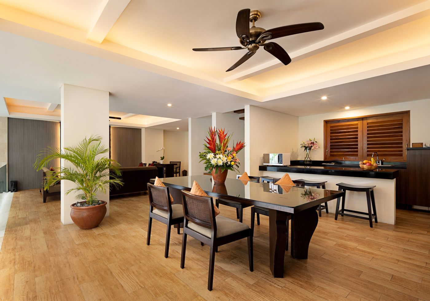 Villa Kayu Raja-Indonesia-KEROBOKAN KELOD-General view-1