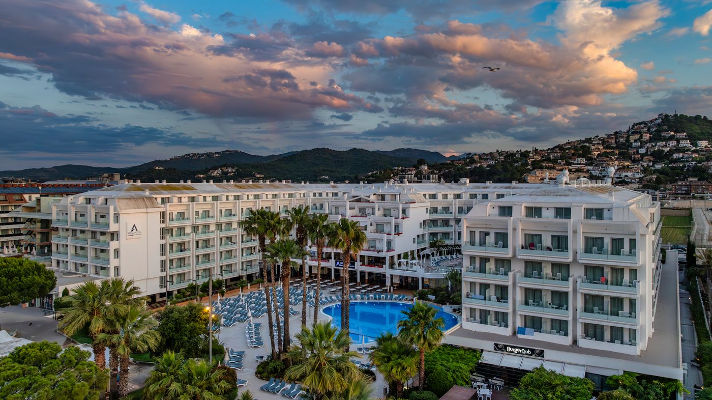 Aqua Hotel Aquamarina