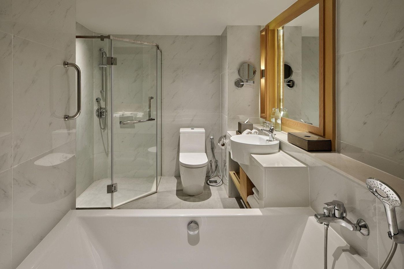 Phuket-Marriott-Resort---Spa--Merlin-Beach-Room-44