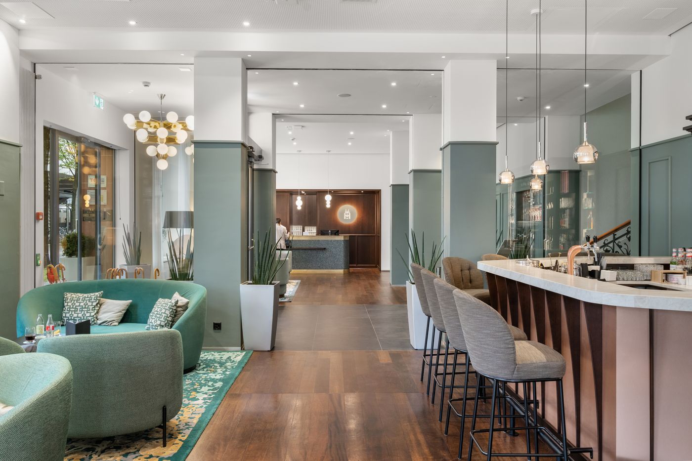 Waldstaetterhof Swiss Quality Hotel-Switzerland-Lucerne-Lobby-7