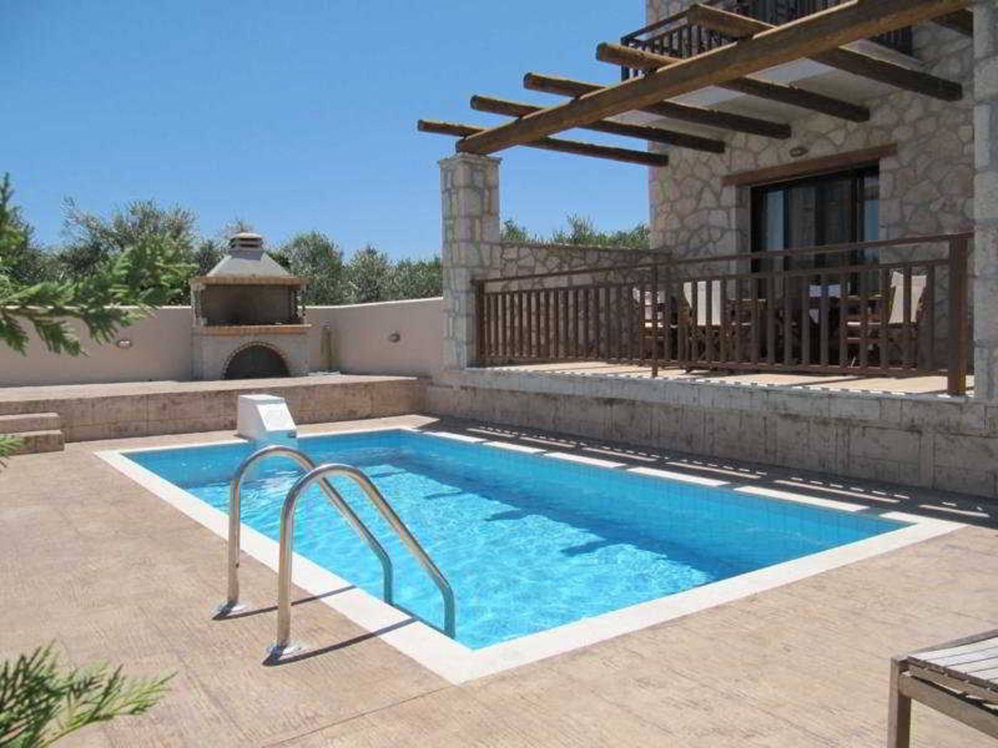 Azure-Luxury-Villas-Pool-4