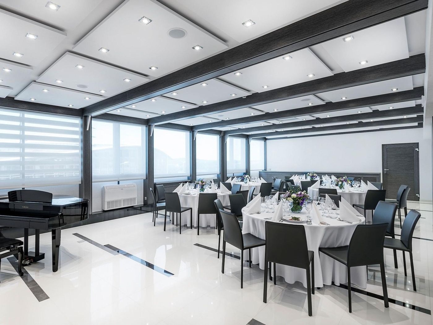 Vanilla-Aparthotel-Sports-and-Entertainment-30