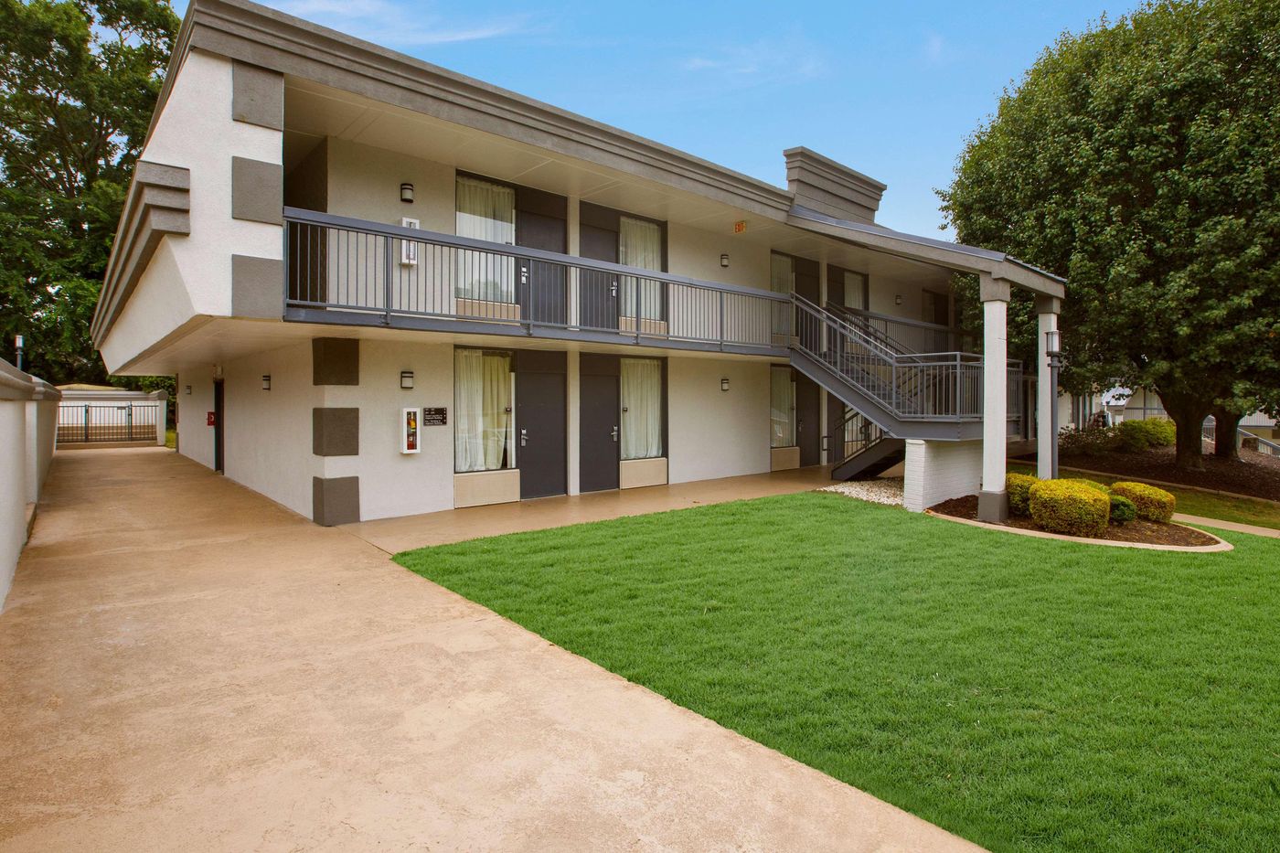 Best Western Southlake Inn-United States-Morrow-General view-1