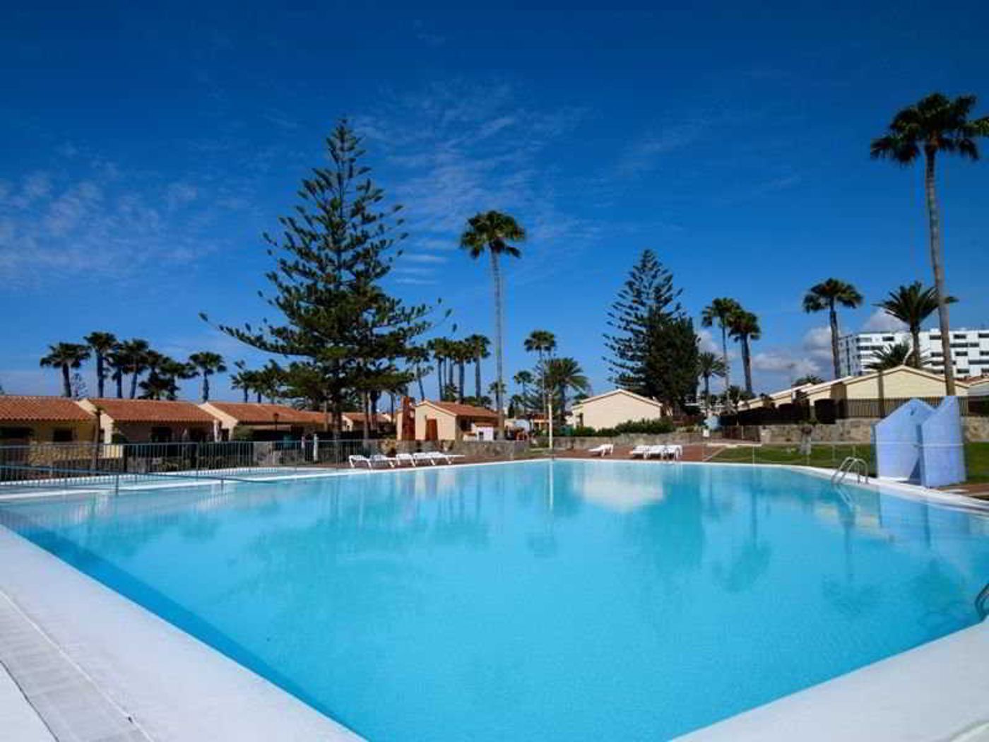 Santa-Fe-Bungalows-Pool-2