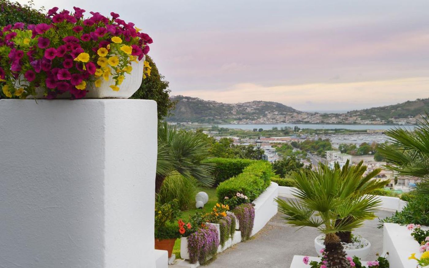 Cala Moresca-Anima Mediterranea - Italy - BACOLI - General view - 9