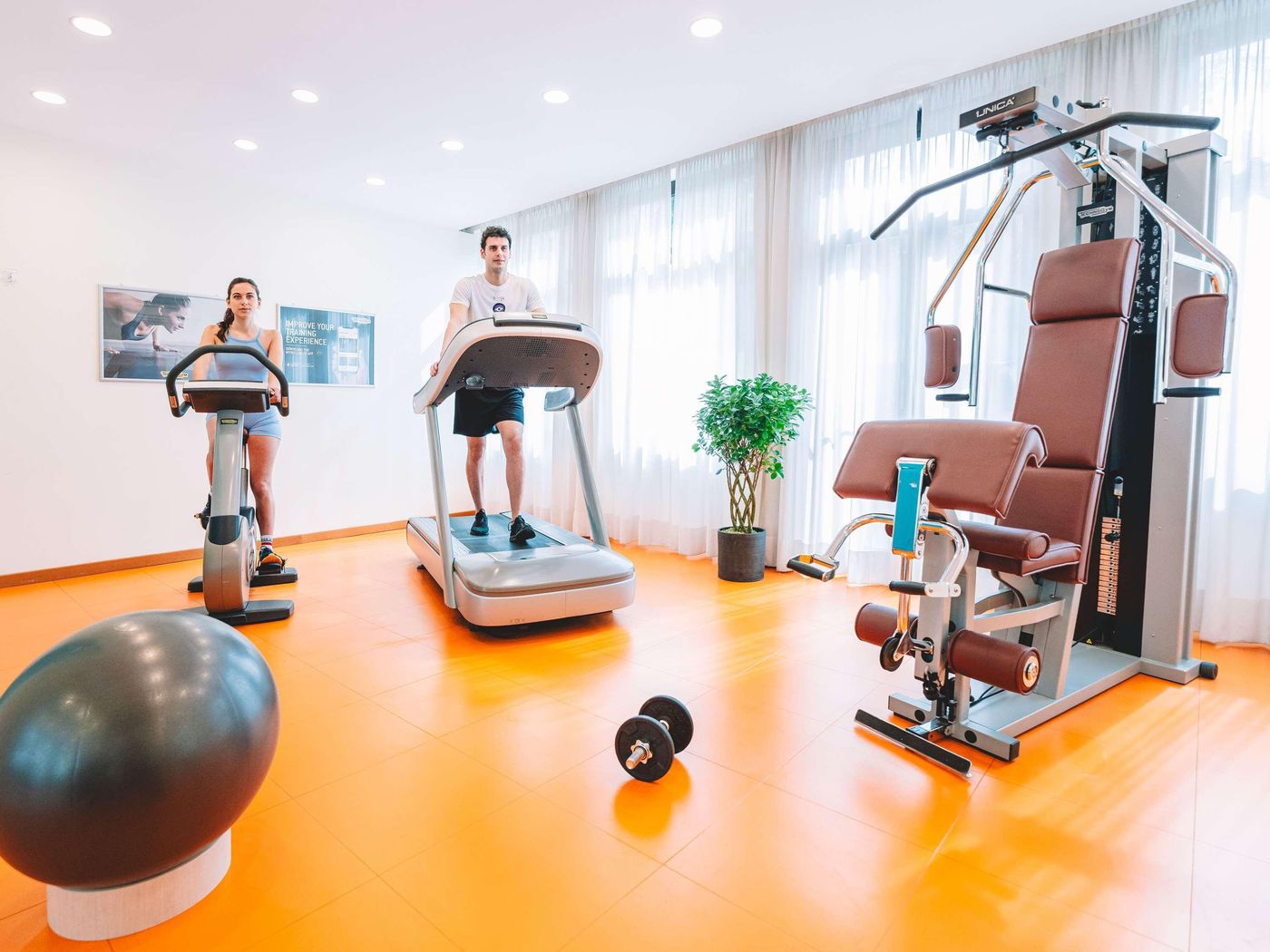 Mercure-Roma-Piazza-Bologna-Sports-and-Entertainment-70