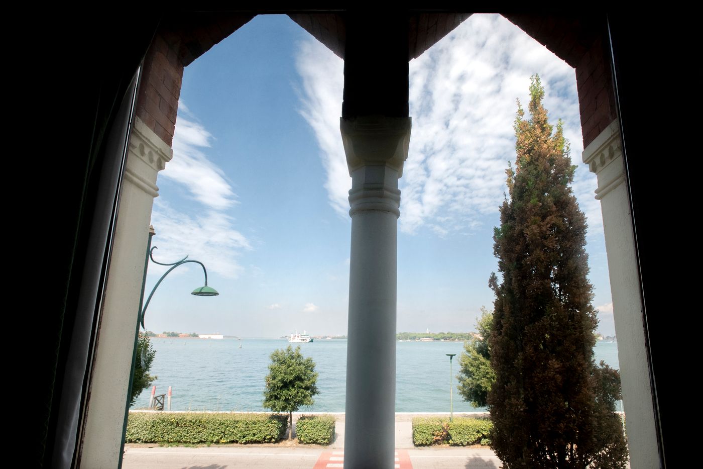 Russo-Palace-Room-43