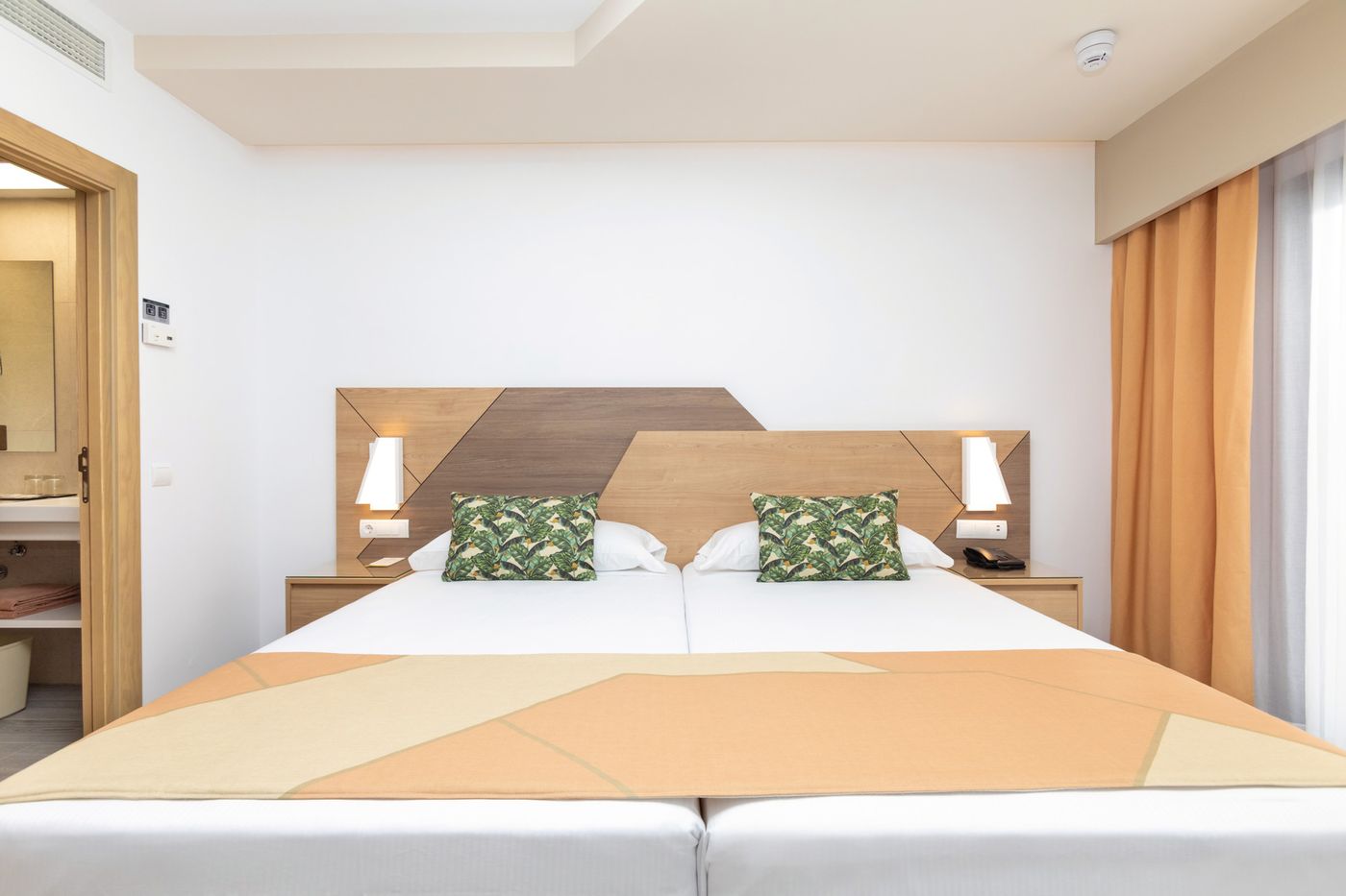 Clubhotel-Riu-Buena-Vista-Room-21