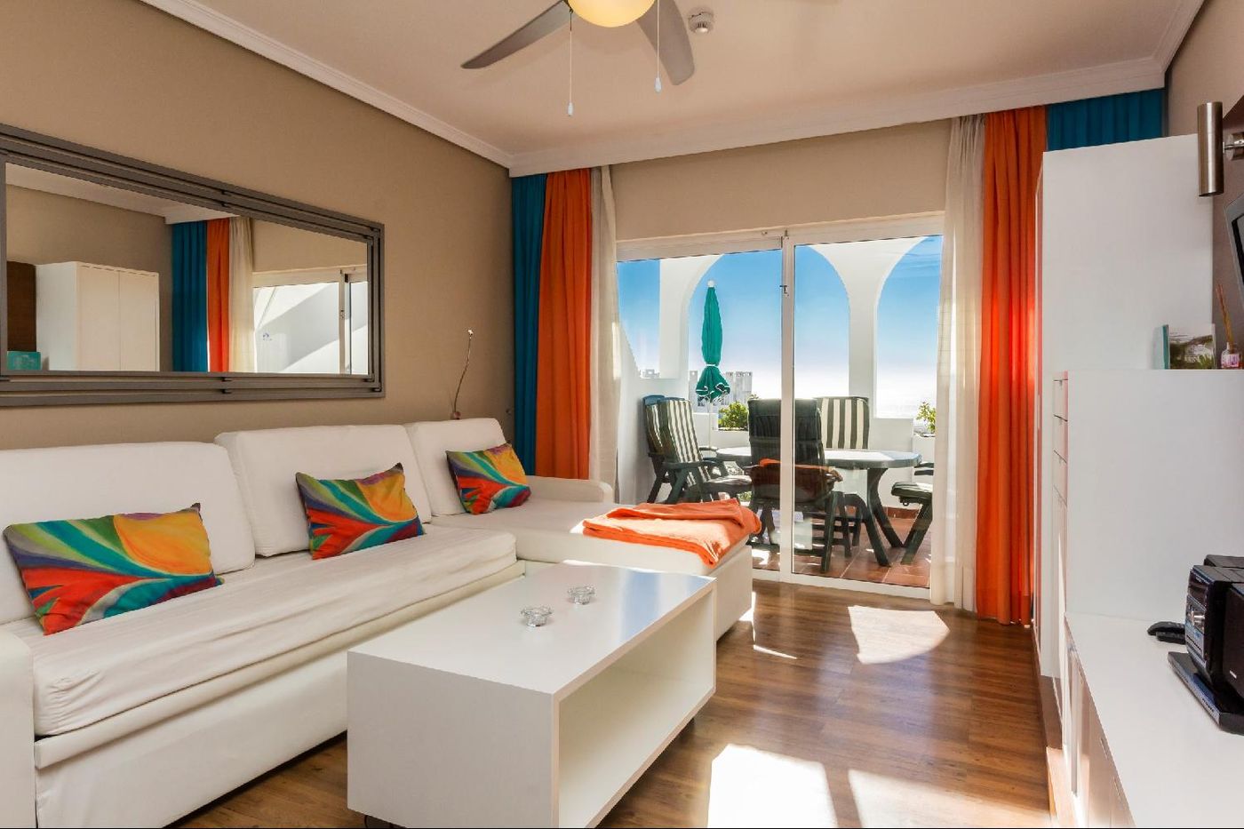 Regency-Torviscas-Apartments-Suites-Room-15