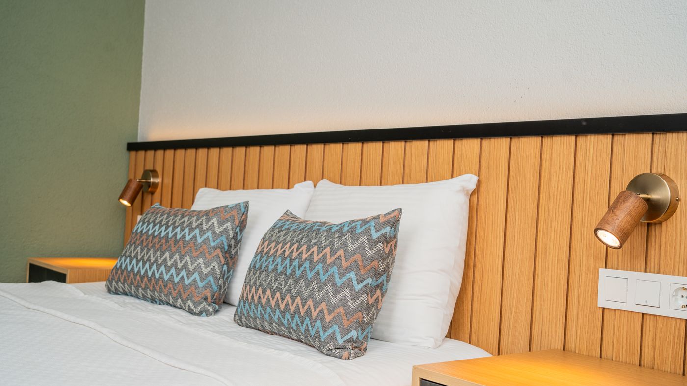 Hotel-Karbel-Sun-Room-51