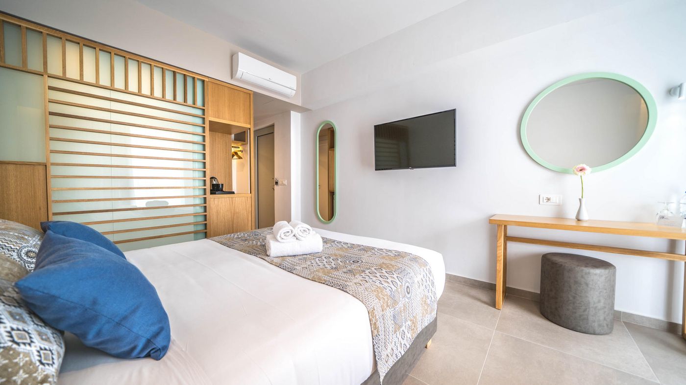 Adele-Beach-Hotel-Room-22