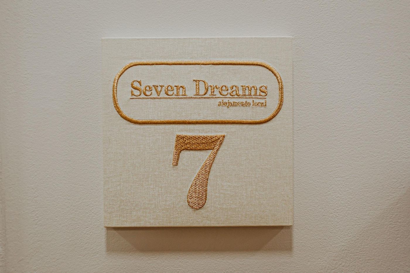 Seven-Dreams-Suites-Room-33