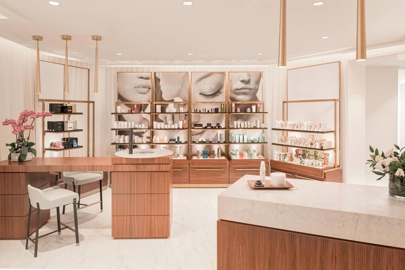 the-DOUGLAS--Autograph-Collection-Sports-and-Entertainment-26