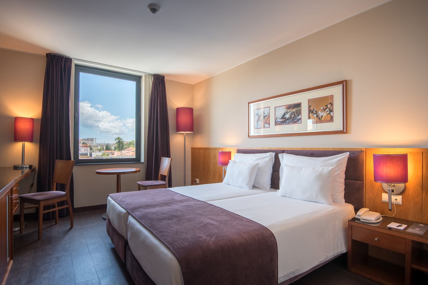 Vila-Gale-Opera-Room-18