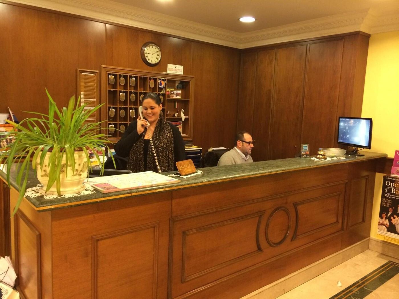 Principe-di-Piemonte-Lobby-18