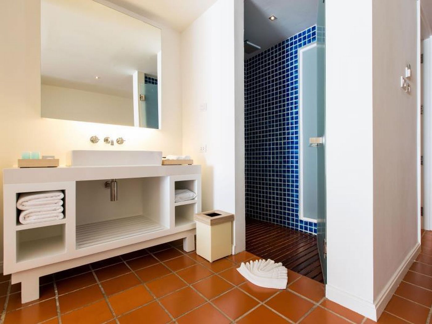 Nap-Patong-Hotel-Room-46