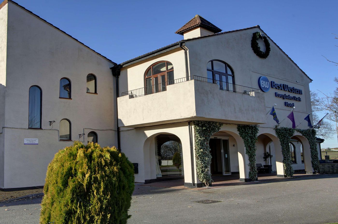 Best Western Widnes Halton Everglades Park Hotel-United Kingdom-Widnes-General view-2