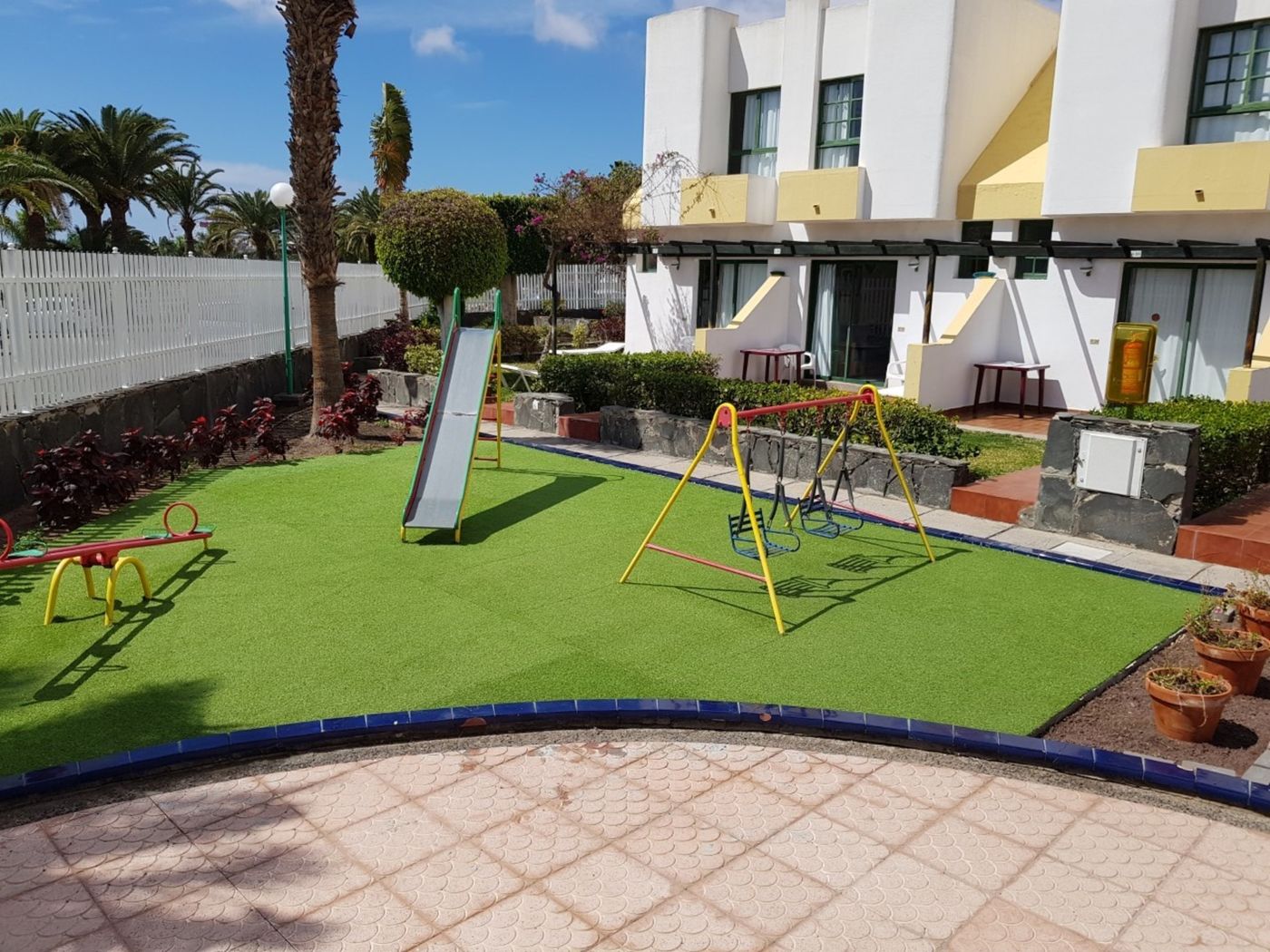 Capri-Sports-and-Entertainment-12