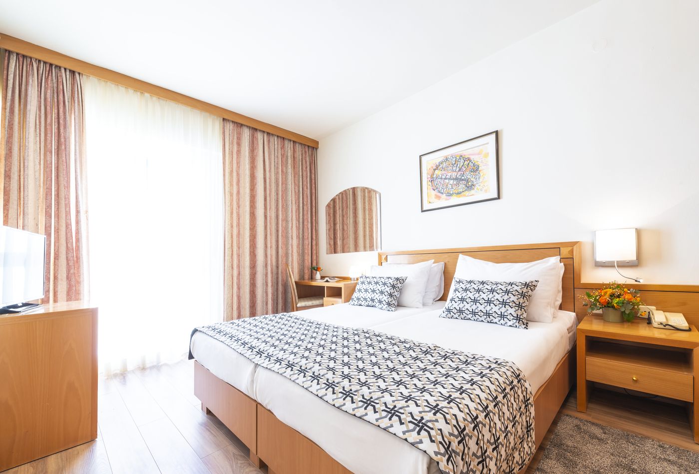 Hotel-Splendid-Room-22