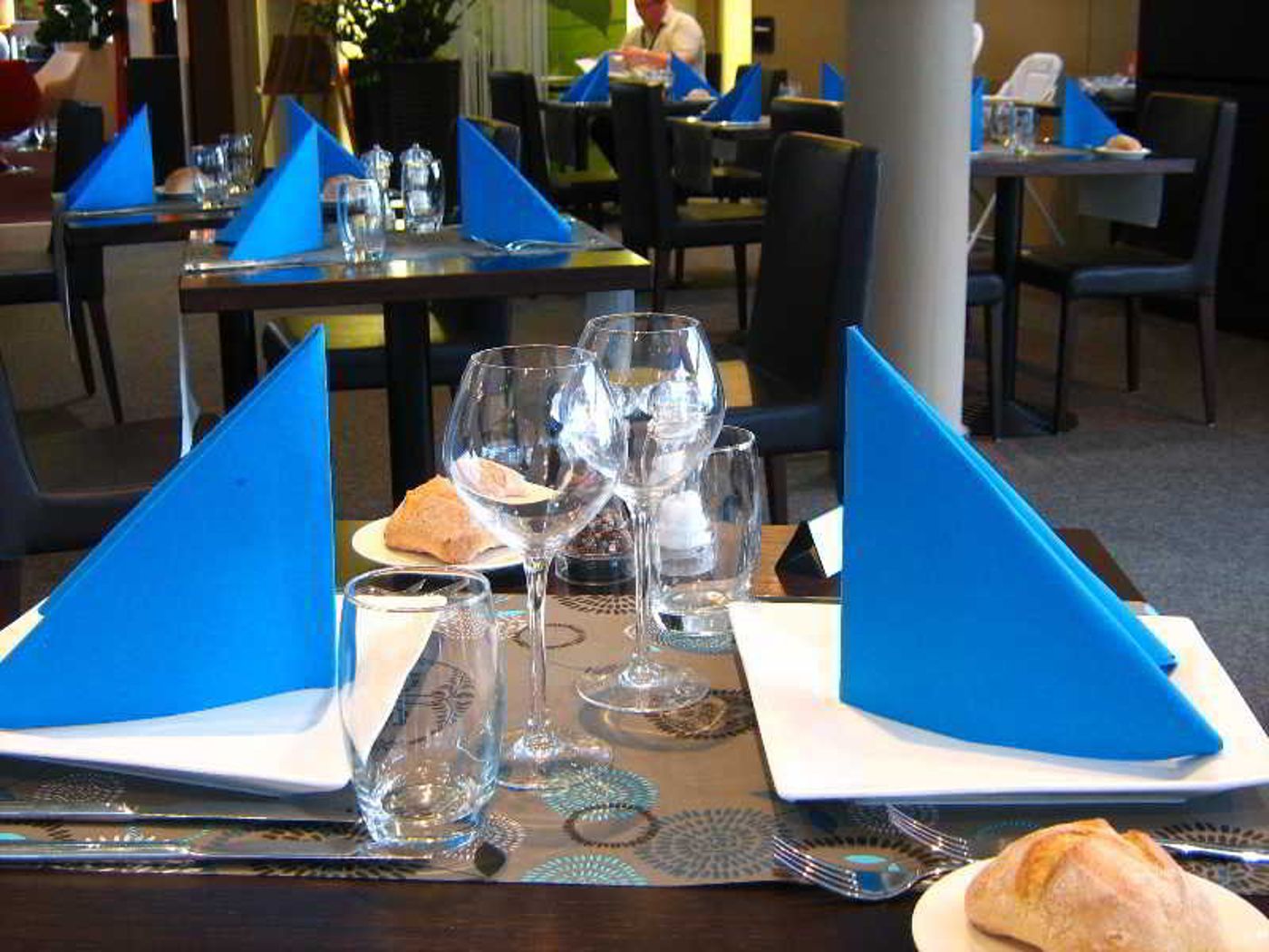 ibis-Luxembourg-Aeroport-Restaurant-61