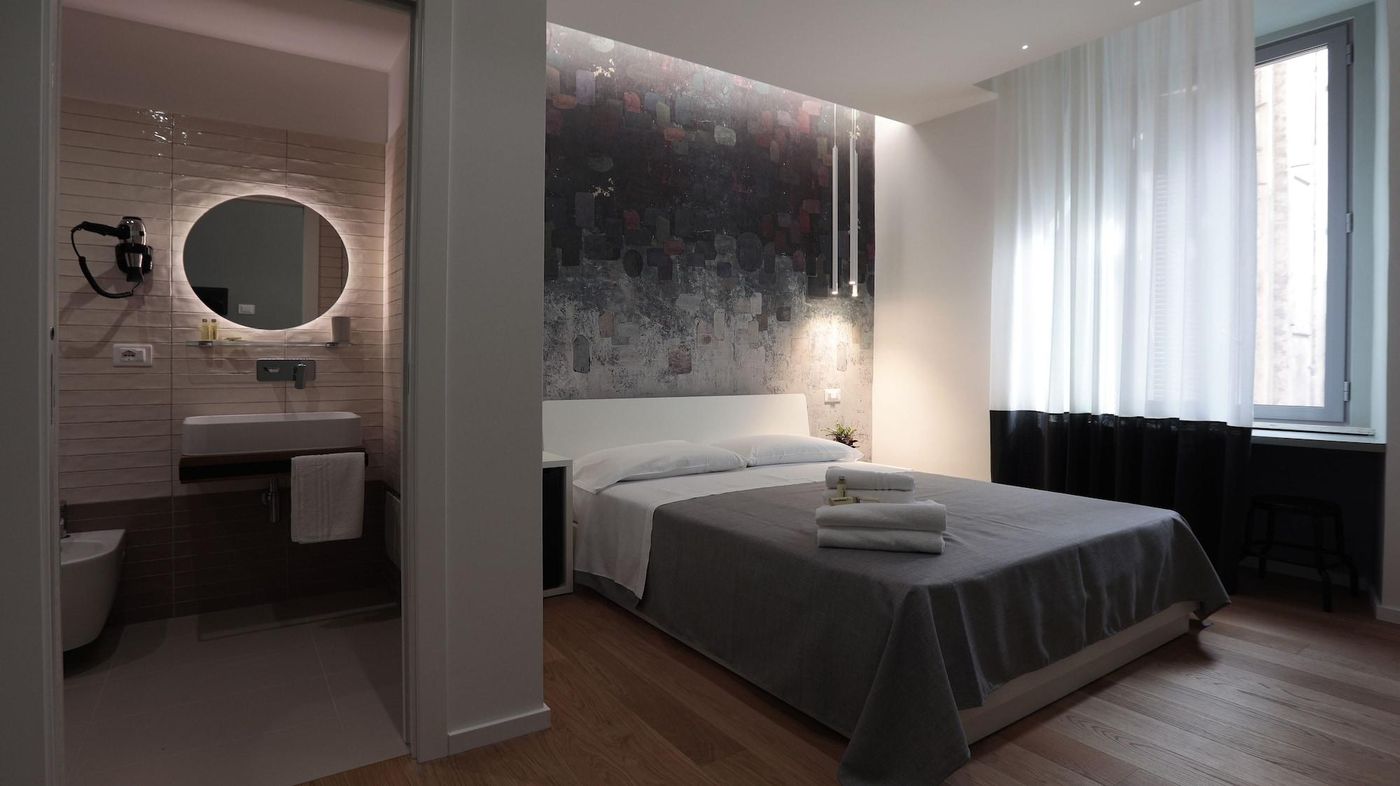 Suite-Inn-Rome-Room-15