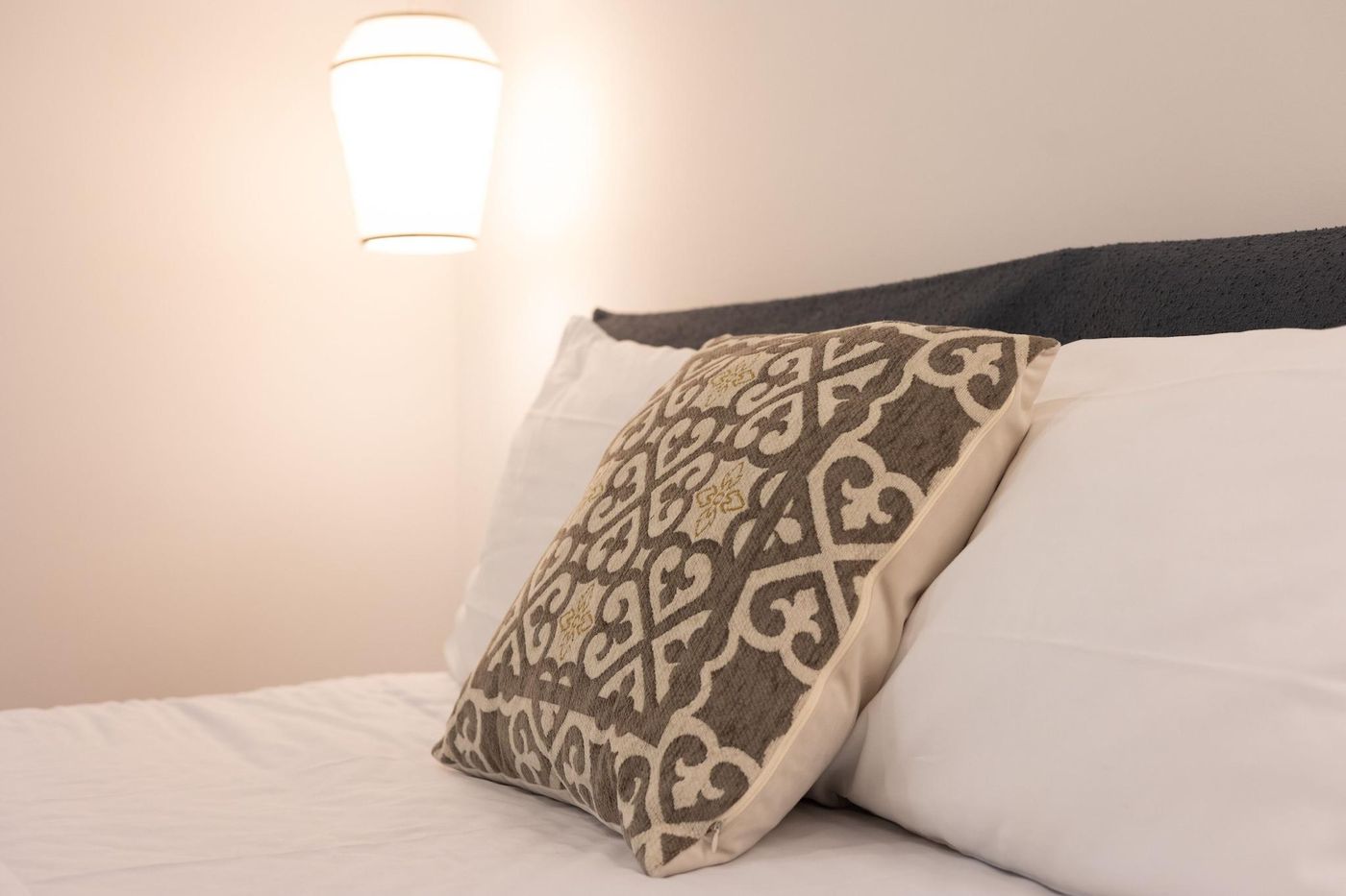 Maison-Maneli-Luxury-B-B-Room-35