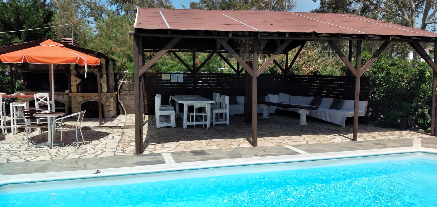 Zest---Xi-Beach-Room-3