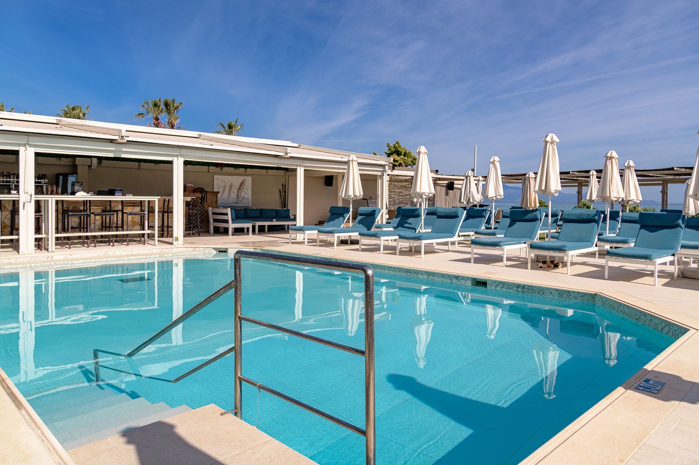 Iakinthos-Tsilivi-Beach-Pool-5