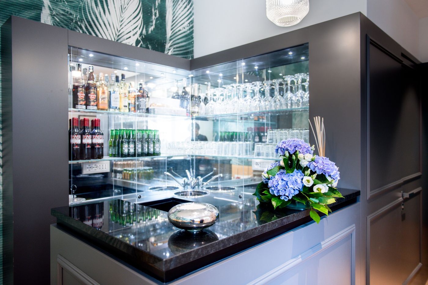 Boutique-Centrale-Palace-Bar-10