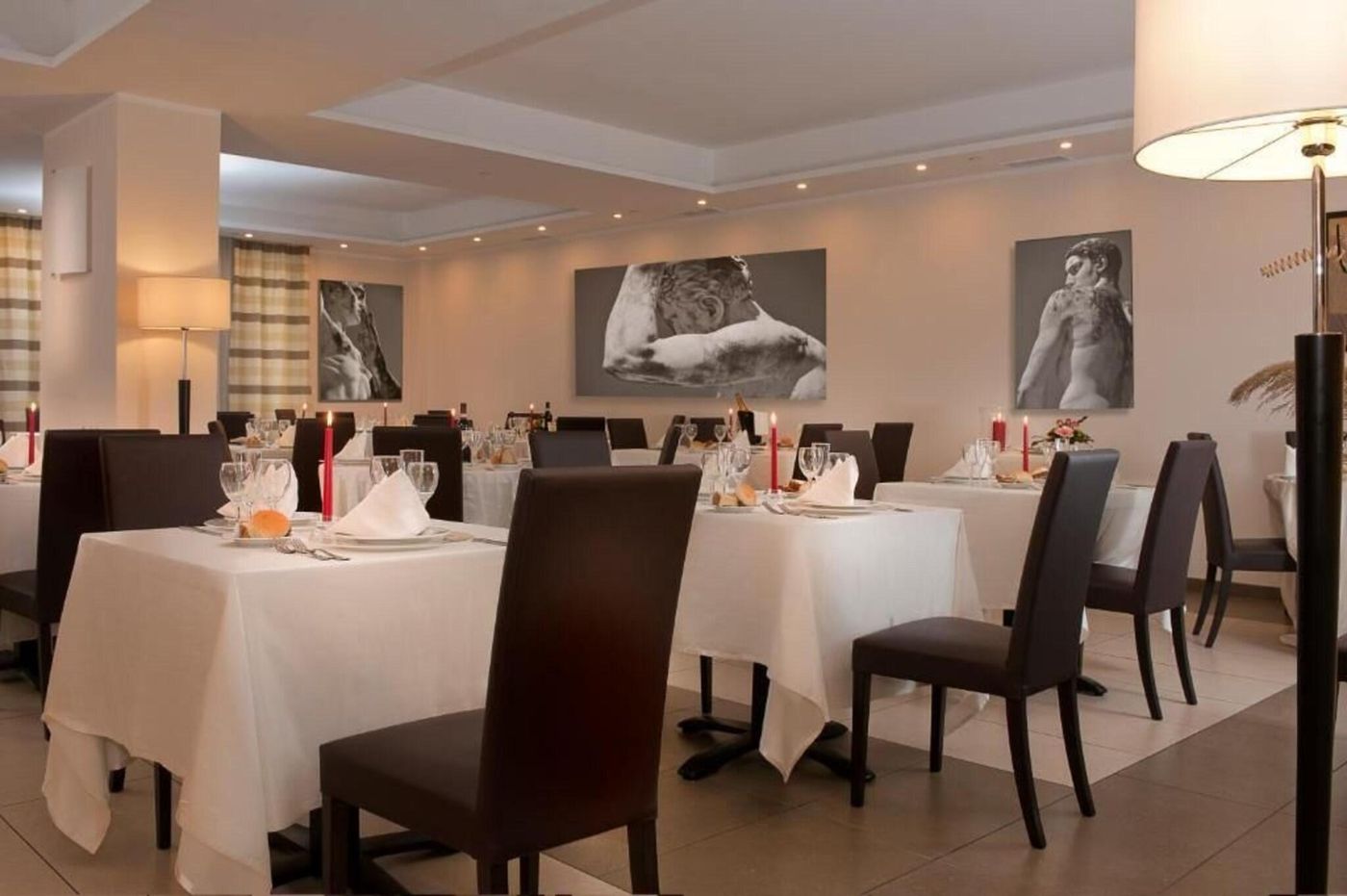 Cardinal-Hotel-St-Peter-Rome-Restaurant-40
