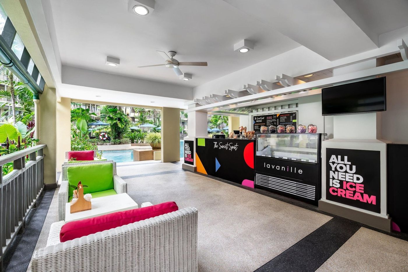 Phuket-Marriott-Resort---Spa--Merlin-Beach-Restaurant-59