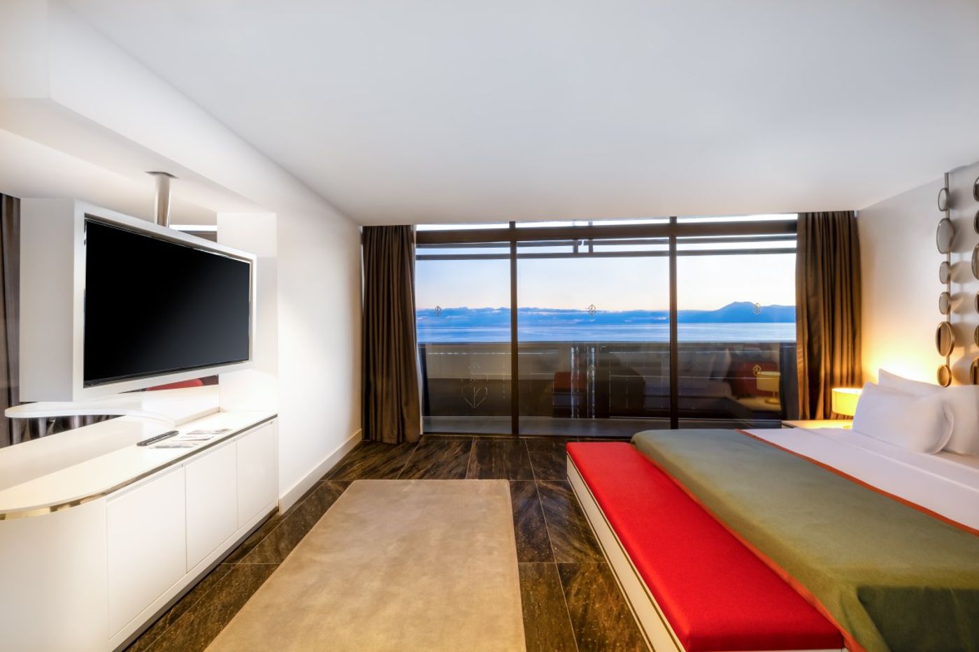 Nirvana Cosmopolitan