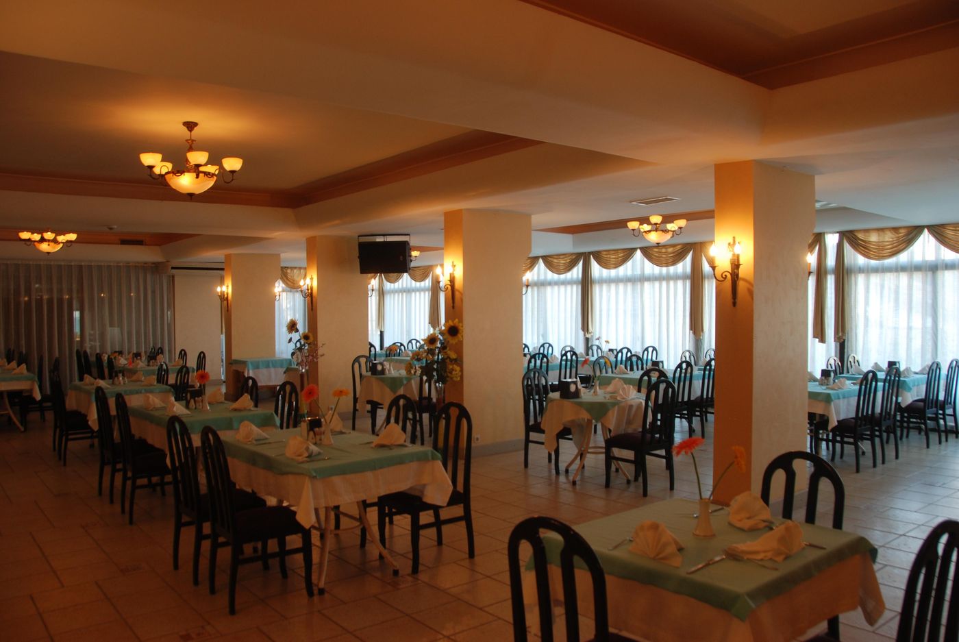 Derici-Restaurant-28
