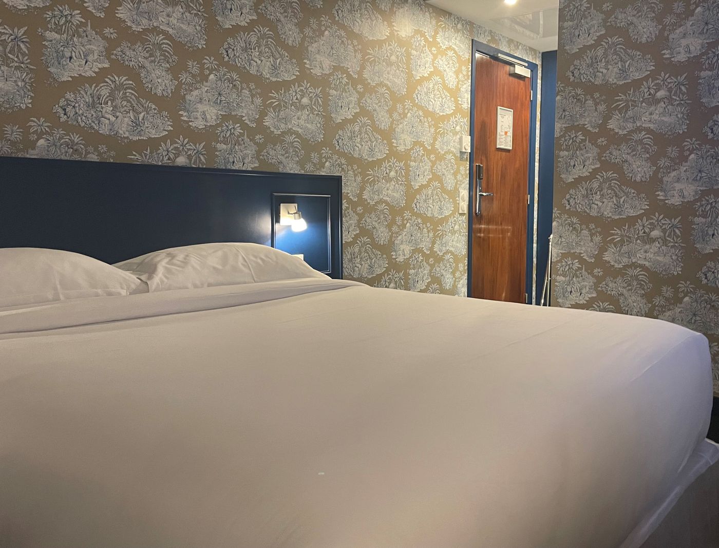 Pergolese-Paris-Room-16