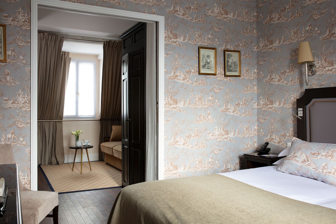 Serotel-Lutece-Room-15