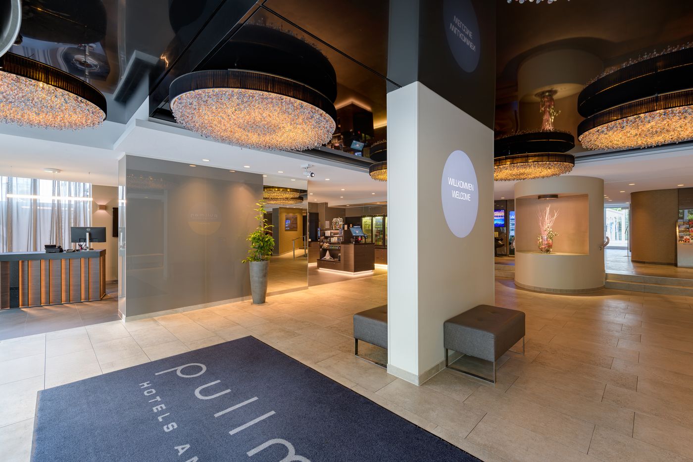 Pullman-Munich-Lobby-13