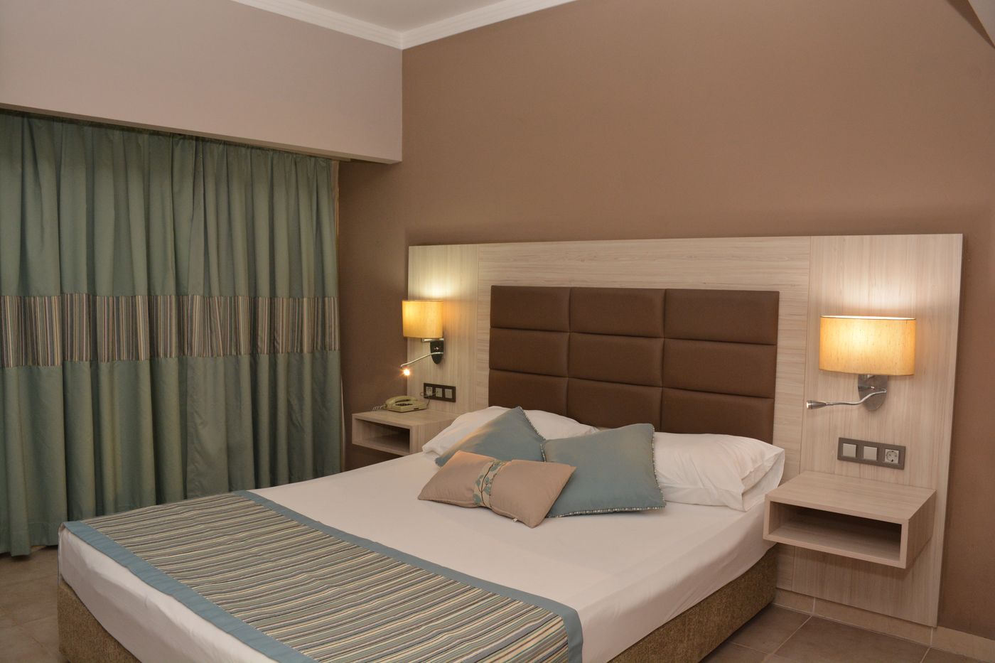 Palmeras Beach Hotel