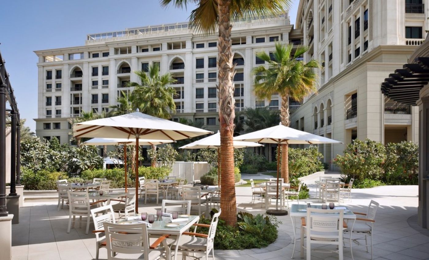 Palazzo-Versace-Dubai-Terrace-3