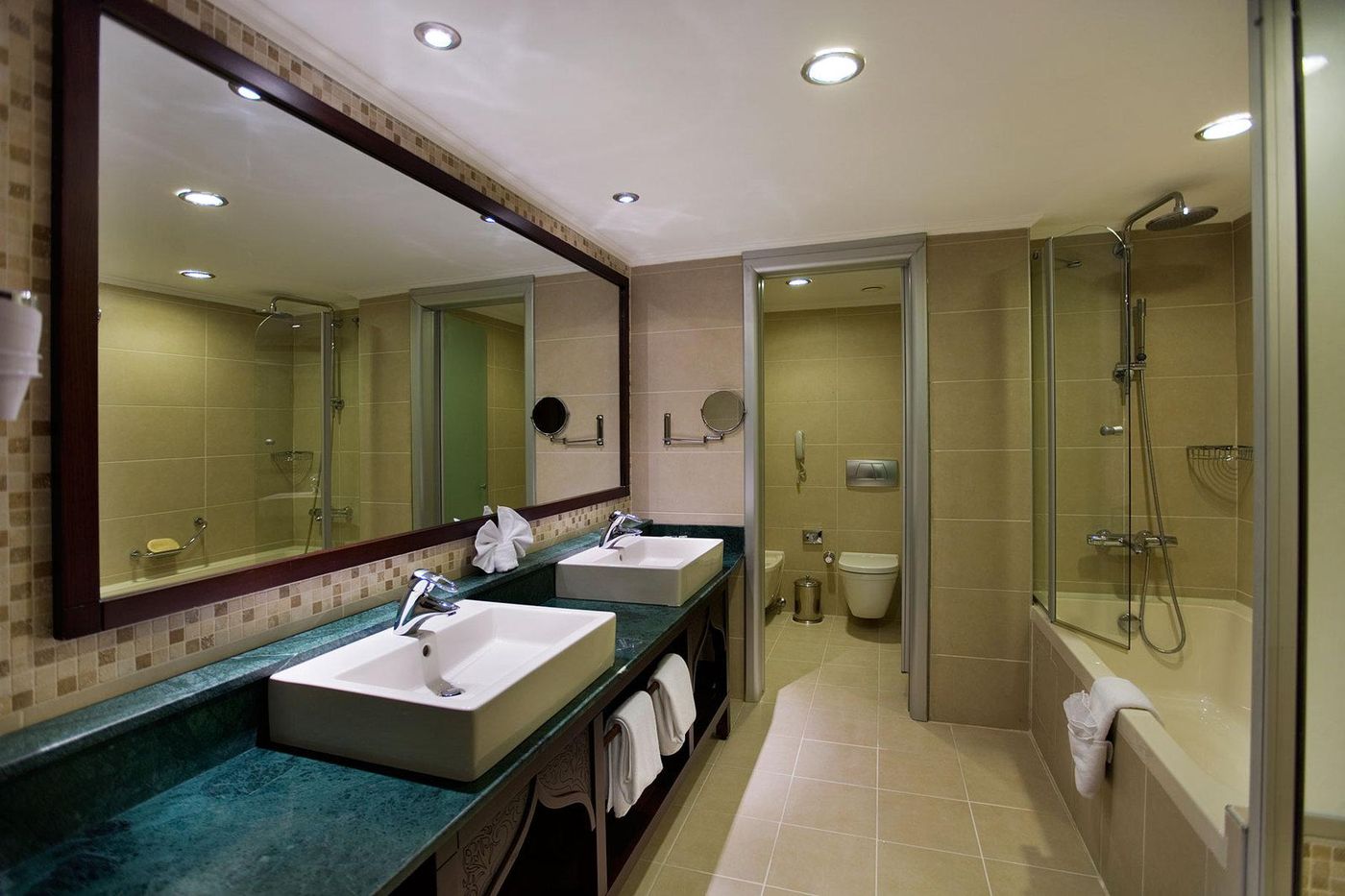 Crowne-Plaza-Antalya-Room-42