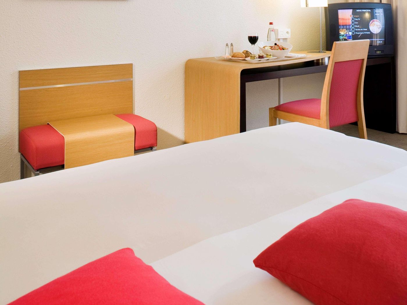 Novotel Amiens Pôle Jules Verne-France-BOVES-Room-10